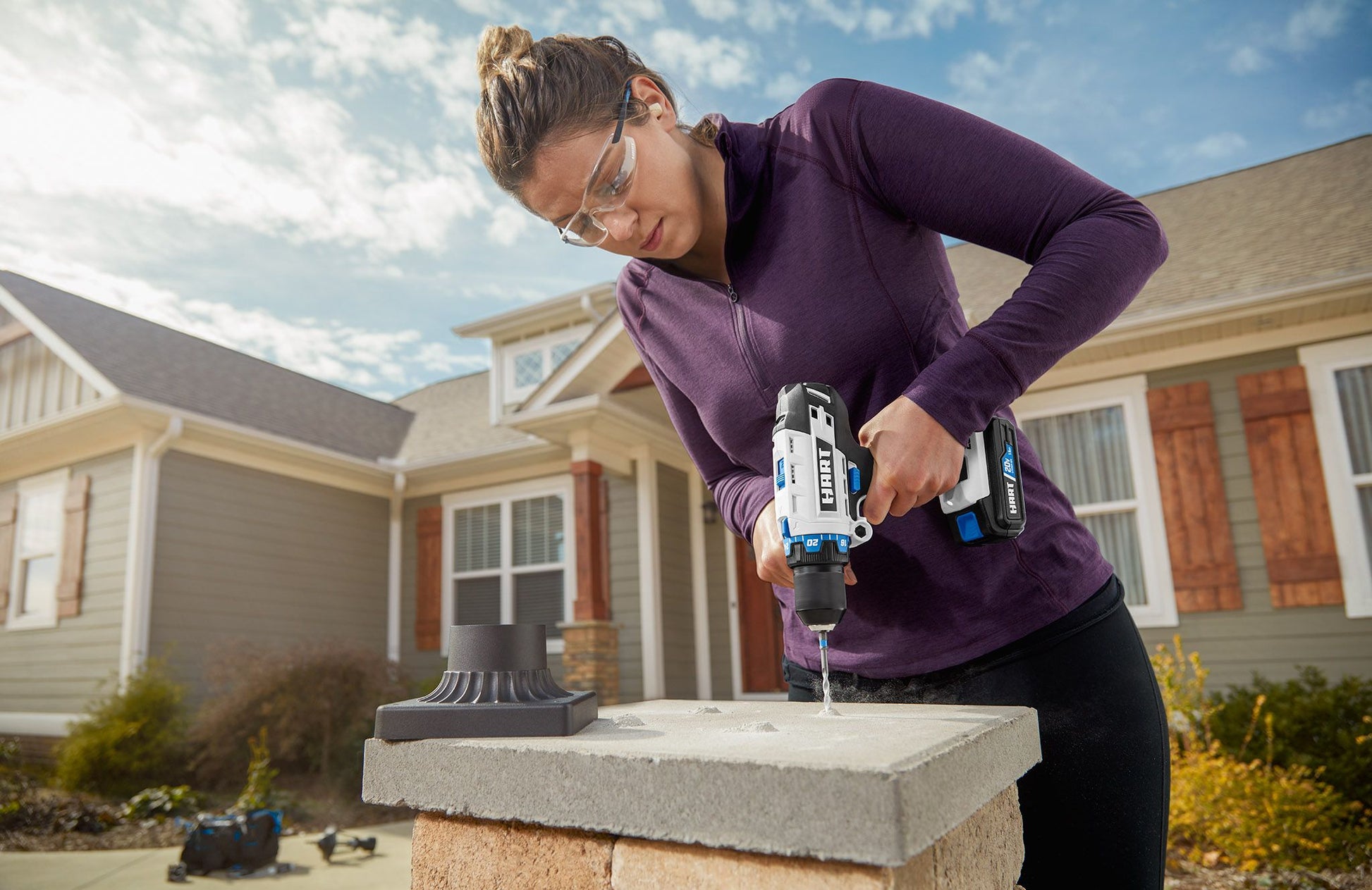 20V 1/2” Hammer Drill Kit