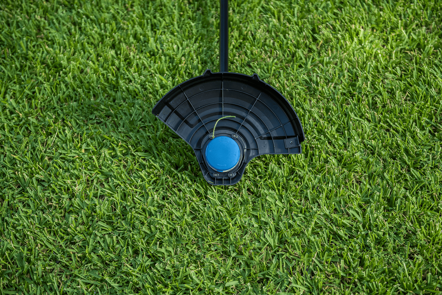 20V 13” String Trimmer Kit