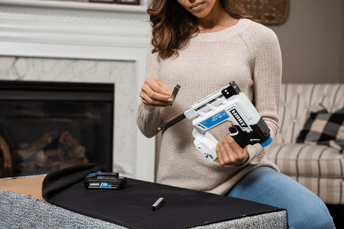20V 3/8" Crown Stapler Kit