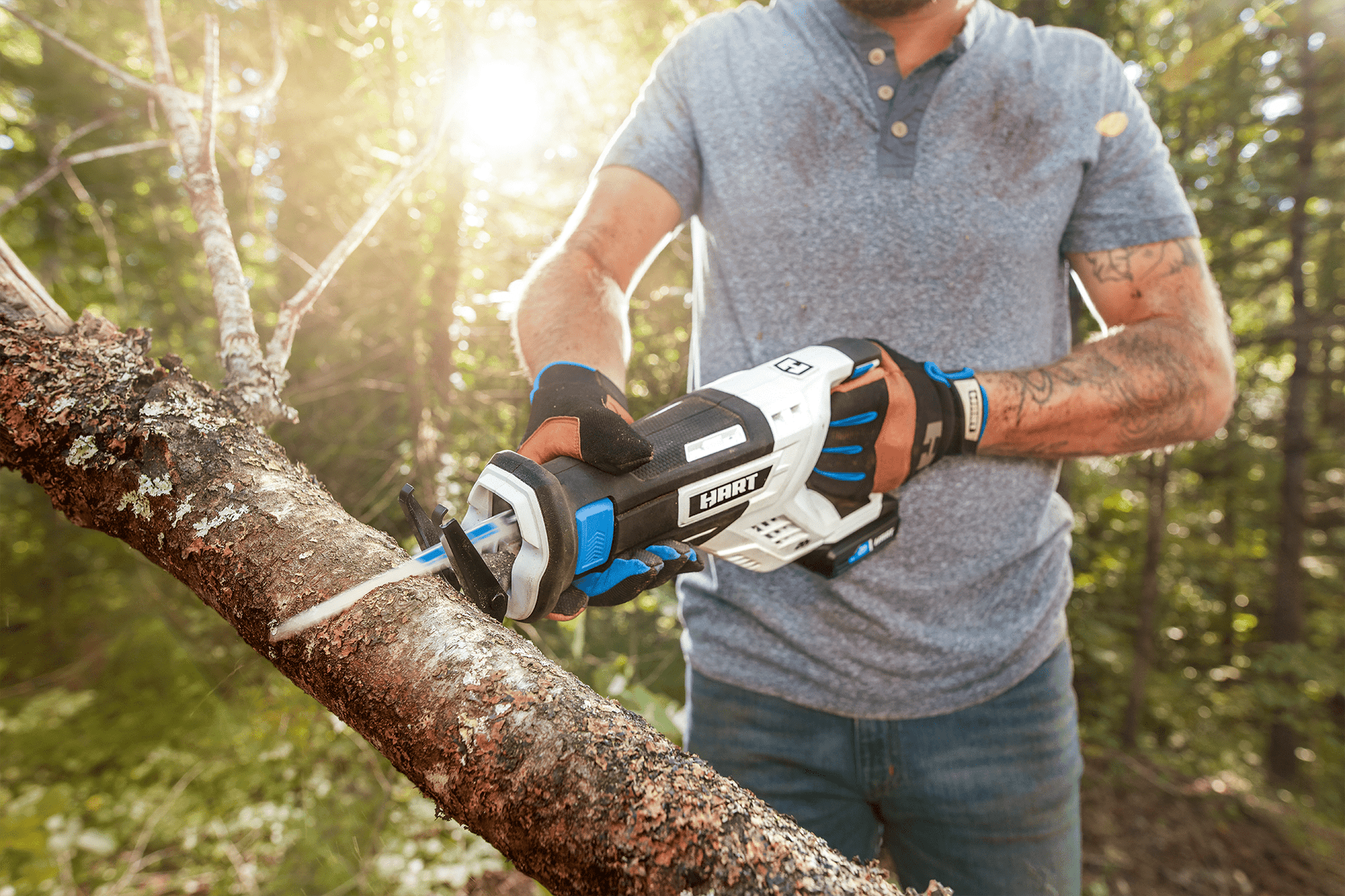 20V 6-Tool Combo Kit (1/2" Drill/Driver, Impact Driver, LED Light, Reciprocating Saw, Circular Saw, Random Orbit Sander, (1) 4.0Ah & (1) 1.5Ah Lithium-Ion Batteries)