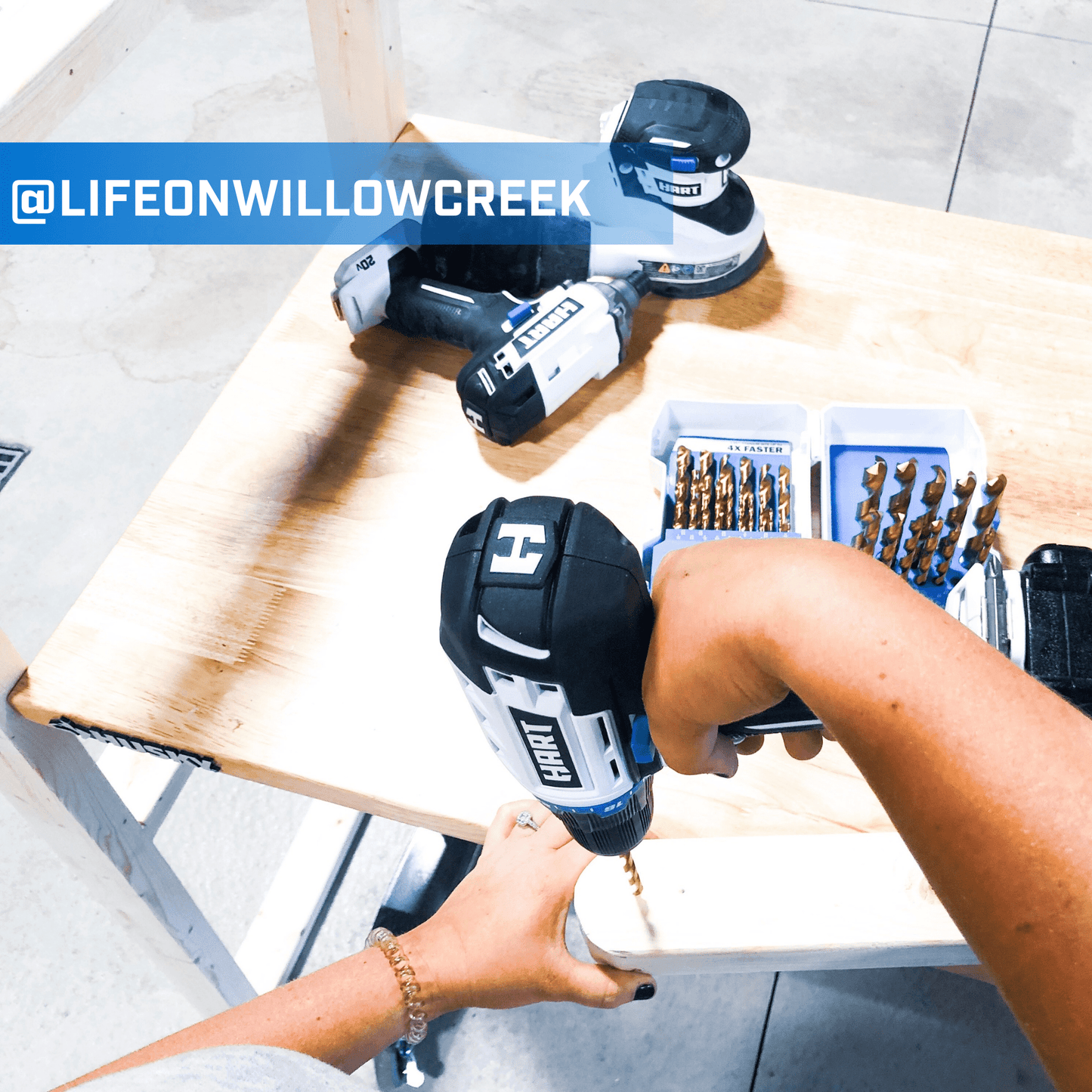 20V 6-Tool Combo Kit (1/2" Drill/Driver, Impact Driver, LED Light, Reciprocating Saw, Circular Saw, Random Orbit Sander, (1) 4.0Ah & (1) 1.5Ah Lithium-Ion Batteries)