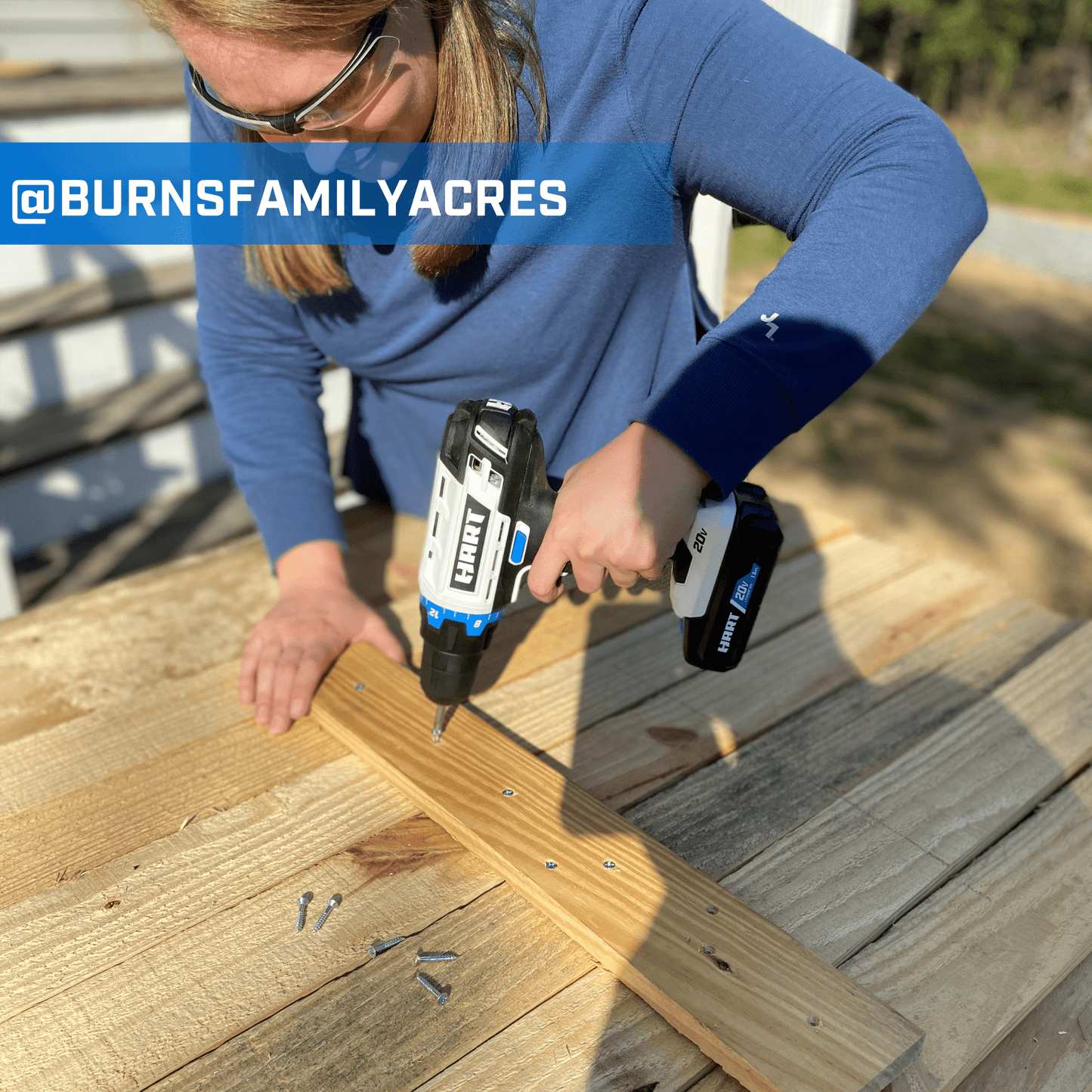 20V 6-Tool Combo Kit (1/2" Drill/Driver, Impact Driver, LED Light, Reciprocating Saw, Circular Saw, Random Orbit Sander, (1) 4.0Ah & (1) 1.5Ah Lithium-Ion Batteries)