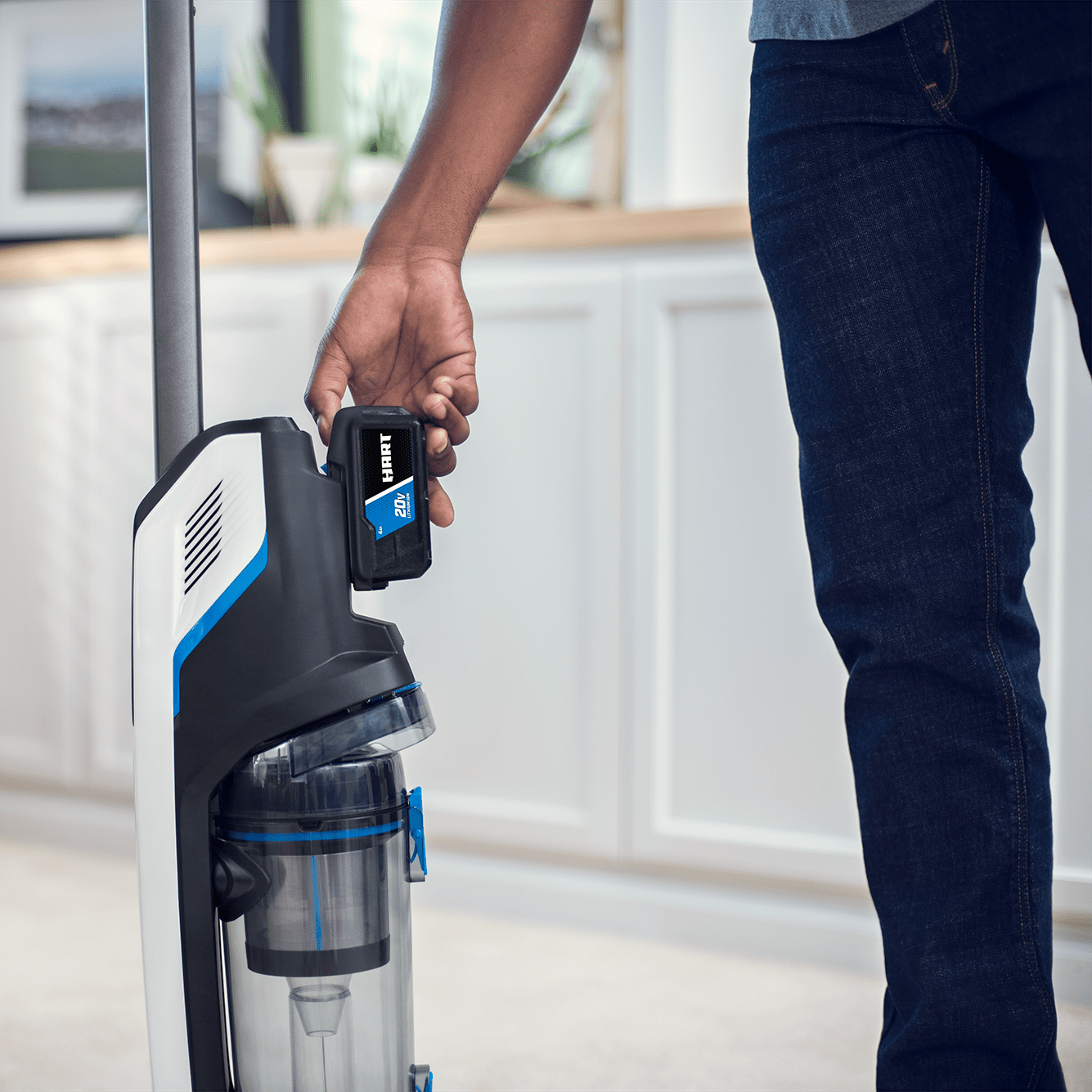 20V High Capacity Cordless Stick Vacuum Kit