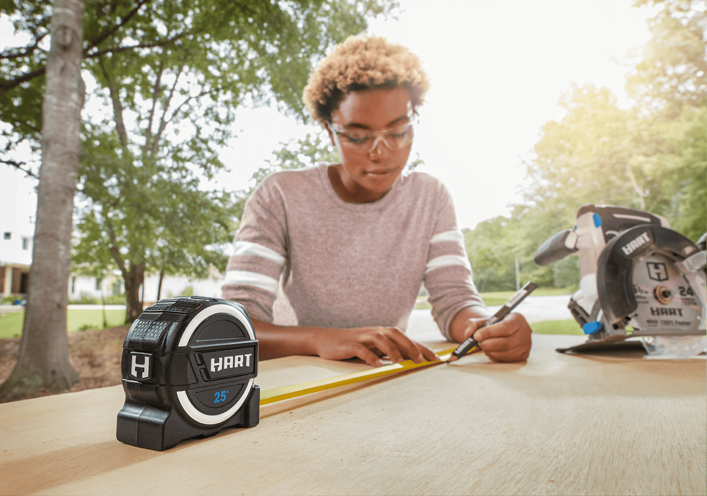 25' Pro Grade Tape Measure