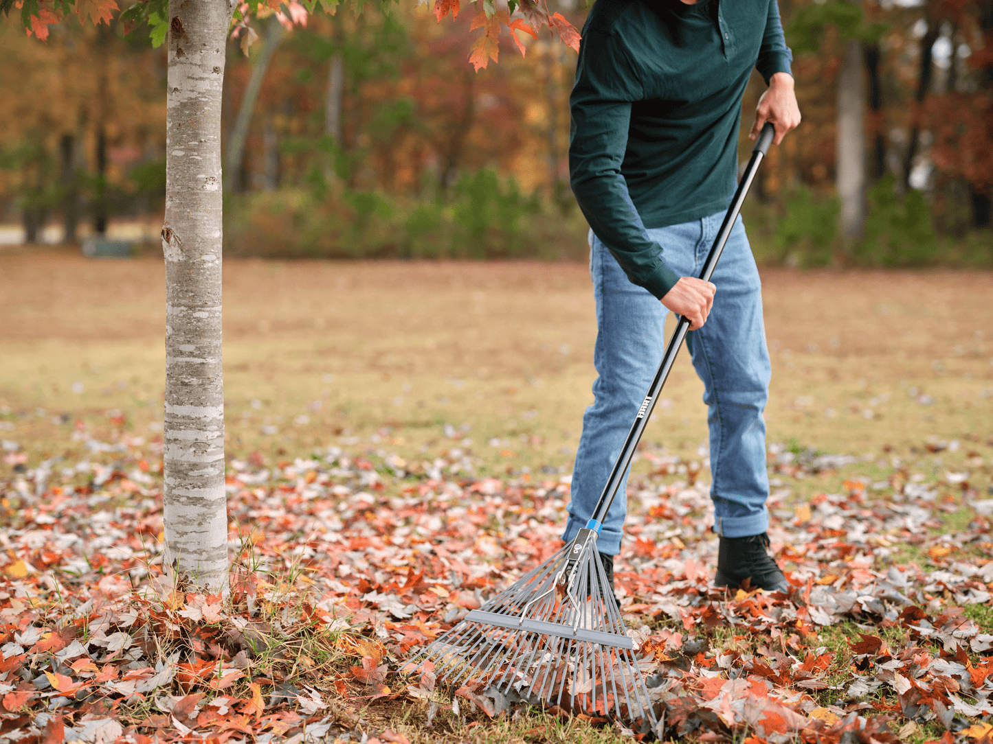 Garden Tool Starter Kit (Digging Shovel, Leaf Rake, Hedge Shears, 5/8" Bypass Hand Pruner)
