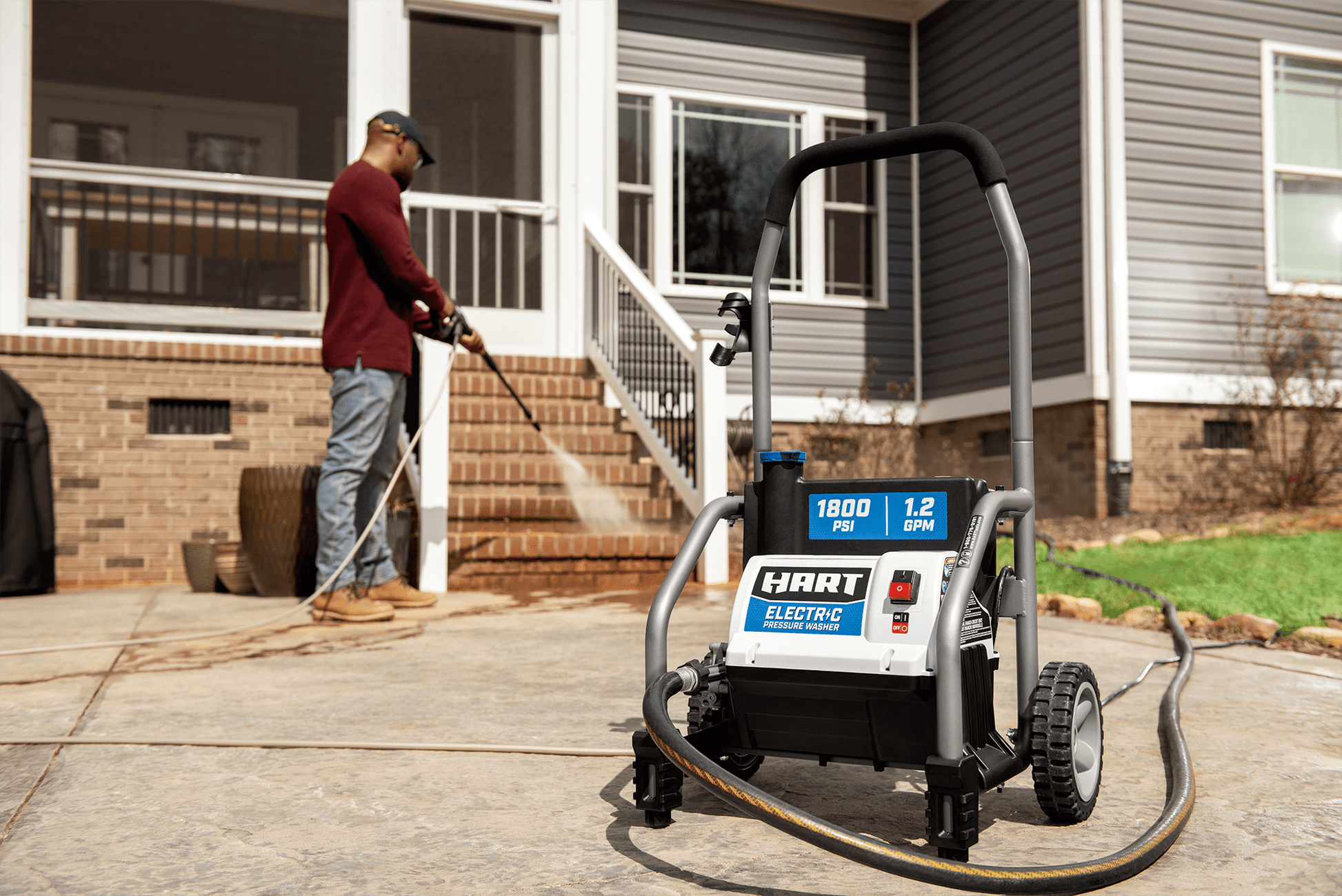 1800 PSI Electric Pressure Washer with Bonus 11" Surface Cleaner