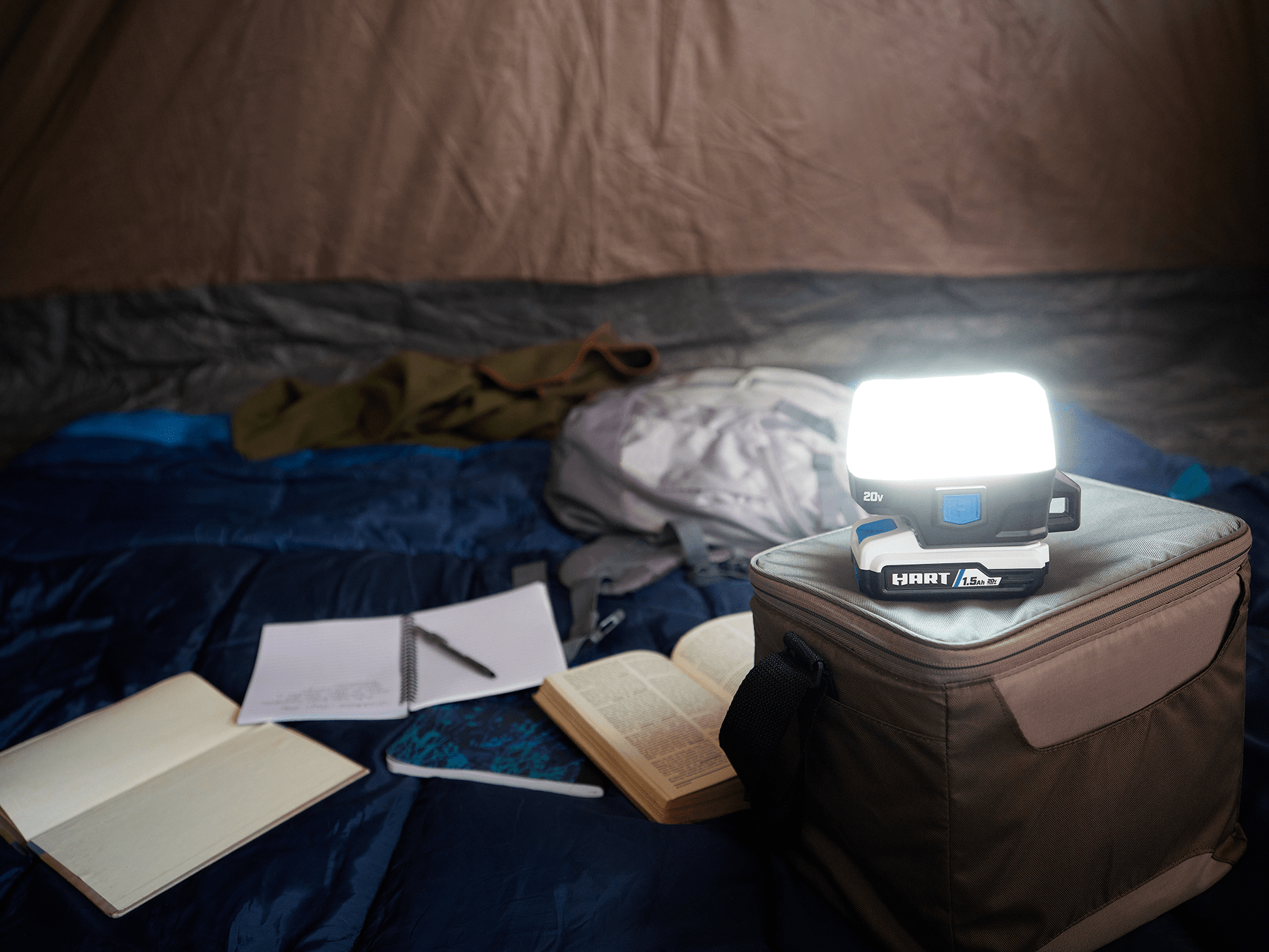 20V Cordless LED Compact Area Lantern Kit